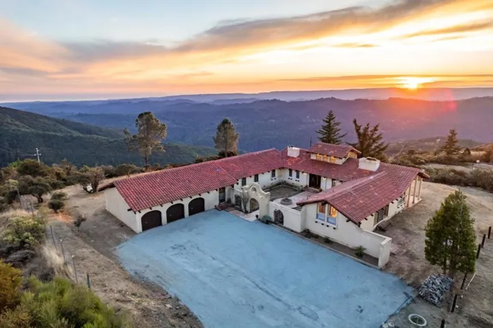16420 Soda Springs Road, Los Gatos, California 95033