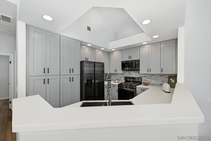11124 Provencal Pl., San Diego, California 92128