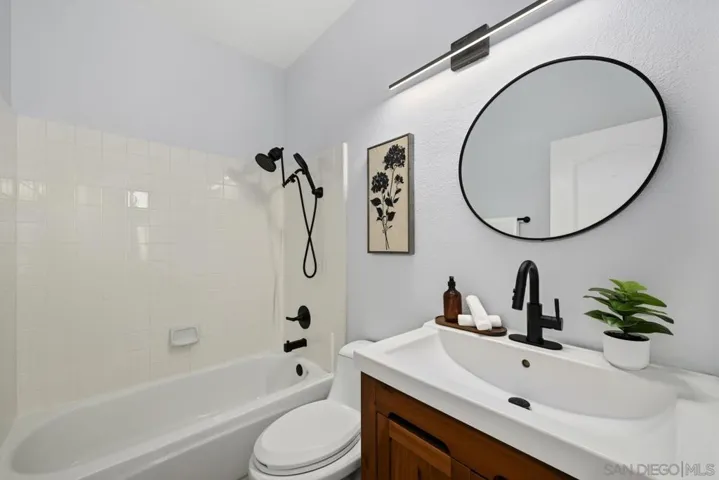 11124 Provencal Pl., San Diego, California 92128