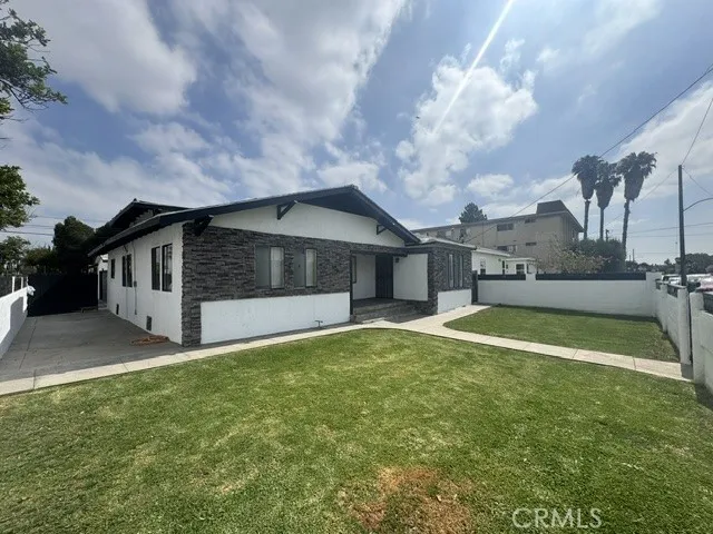 4141 W Broadway, Hawthorne, California 90250