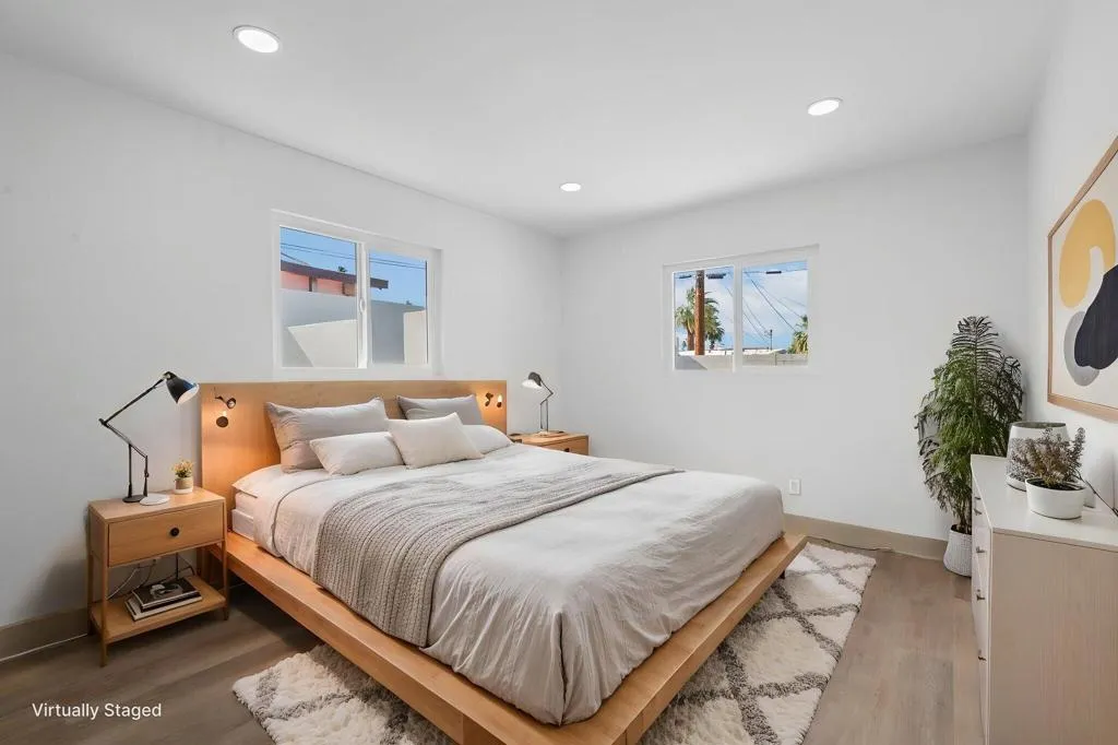 31-web-or-mls-20 virtually staged