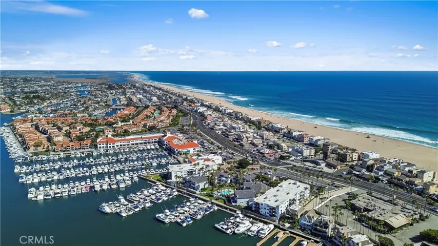 2872 Coast Circle 104, Huntington Beach, California 92649