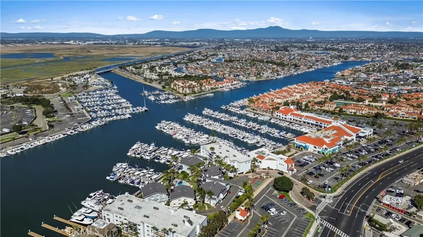 2872 Coast Circle 104, Huntington Beach, California 92649