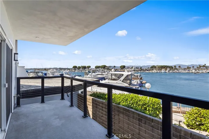 2872 Coast Circle 104, Huntington Beach, California 92649
