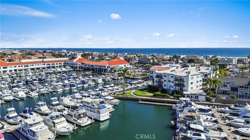 2872 Coast Circle 104, Huntington Beach, California 92649