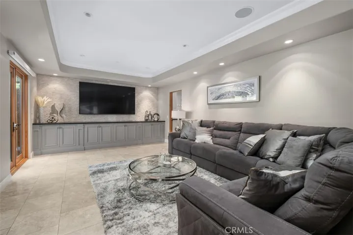 Family room with Fireplace