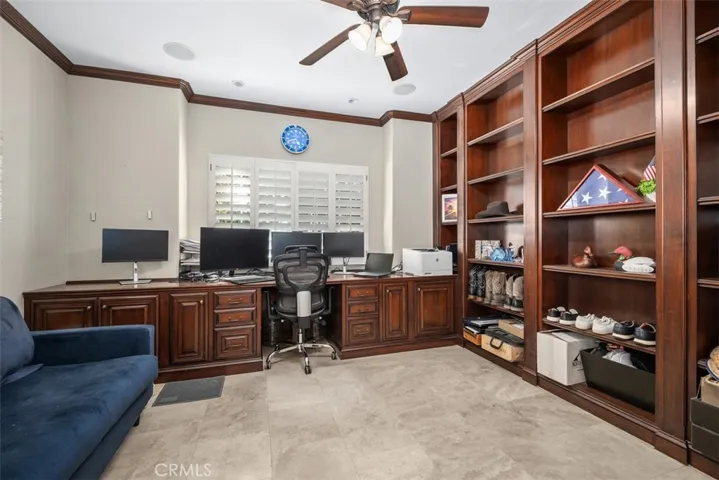 Office with built-ins