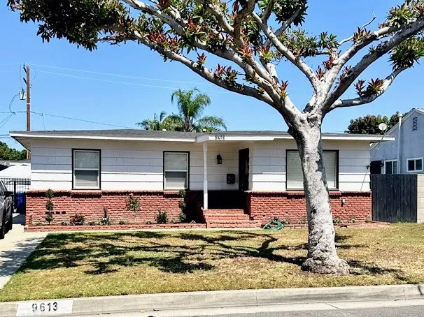 9613 Brock, Downey, California 90240