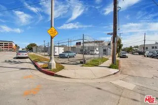 4673 Alger Street, Los Angeles, California 90039