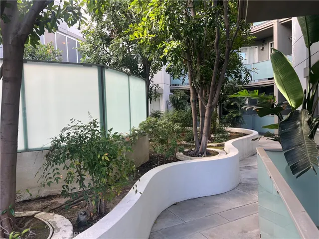 160 S Hudson 105, Pasadena, California 91101