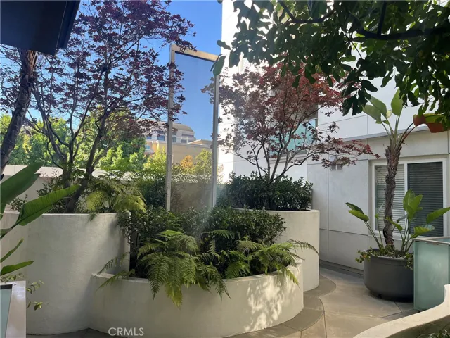 160 S Hudson 105, Pasadena, California 91101