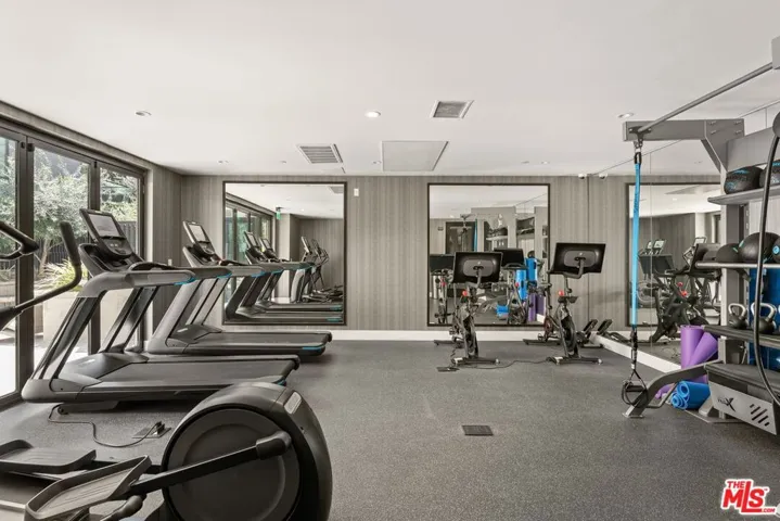 411 S Hamel Road 306, Los Angeles, California 90048