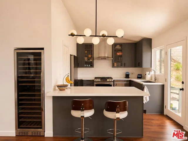Breakfast Bar