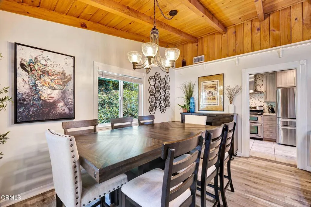 dining area and entry to kitchen