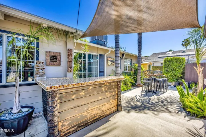outdoor bar