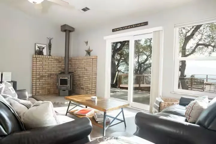 50616 Woodside Lane, Oakhurst, California 93644