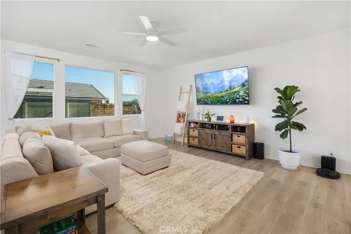 30383 Freeman Dr, Menifee, California 92584
