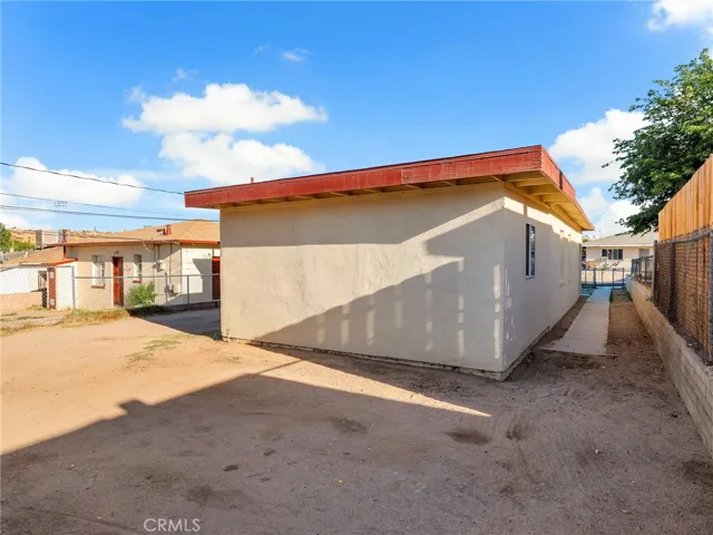 16754 Merrill Street, Victorville, California 92395