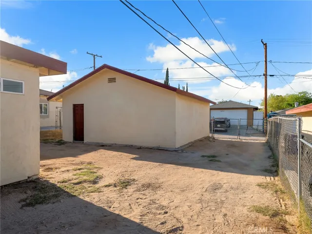 16754 Merrill Street, Victorville, California 92395