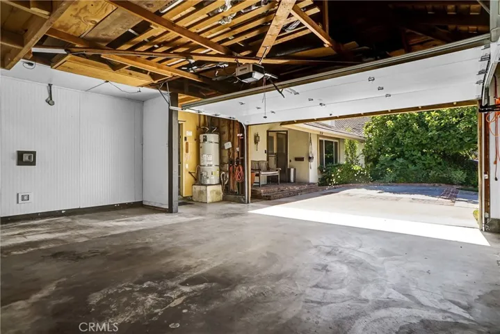 25136 Avenida Rondel, Valencia, California 91355