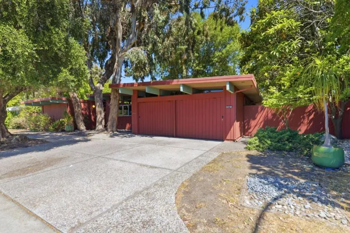 370 Shasta Drive, Palo Alto, California 94306