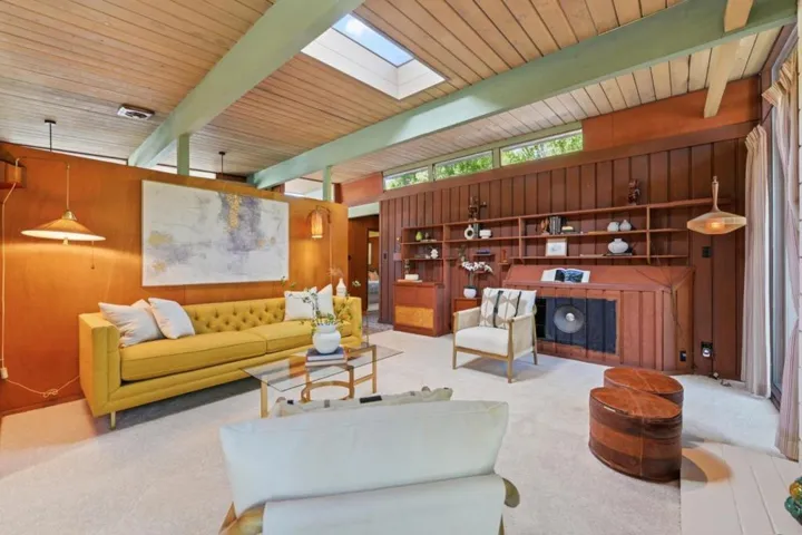370 Shasta Drive, Palo Alto, California 94306