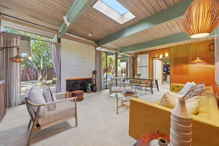 370 Shasta Drive, Palo Alto, California 94306