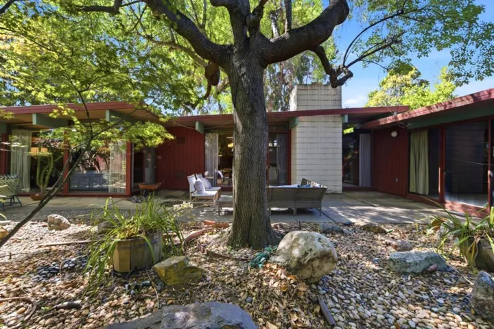 370 Shasta Drive, Palo Alto, California 94306