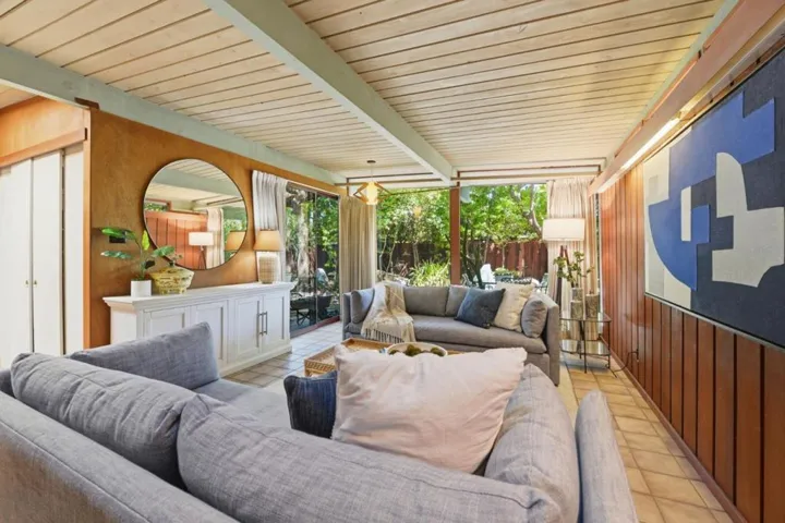 370 Shasta Drive, Palo Alto, California 94306