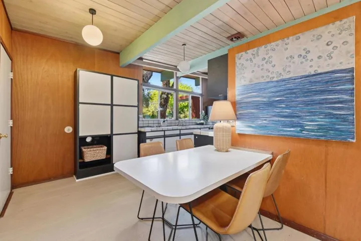 370 Shasta Drive, Palo Alto, California 94306