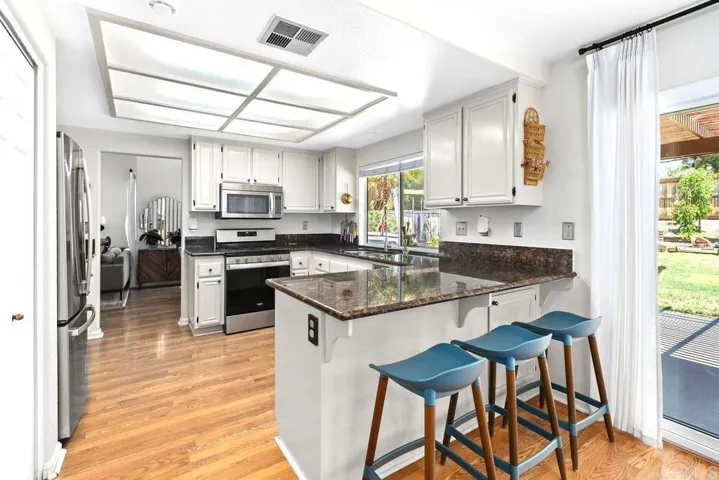 25110 Camino Mancho, Murrieta, California 92563