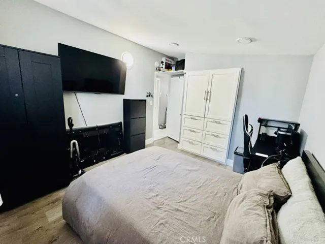Third bedroom.
