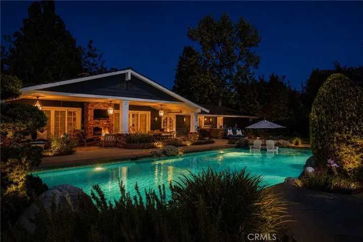 2162 Racquet Hill, North Tustin, California 92705