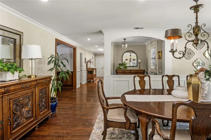 2162 Racquet Hill, North Tustin, California 92705