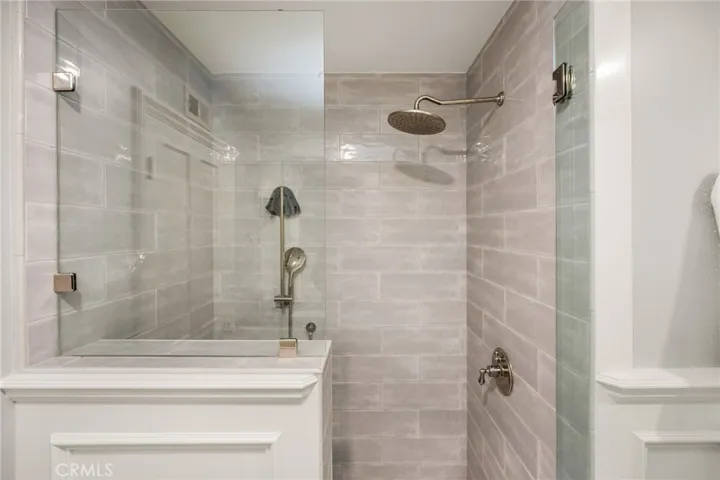 2162 Racquet Hill, North Tustin, California 92705