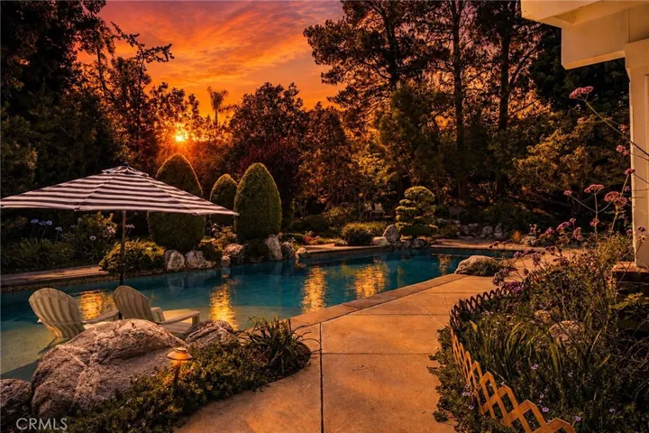 2162 Racquet Hill, North Tustin, California 92705