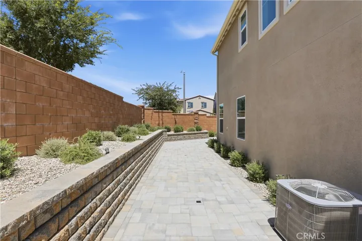 4089 Spring Haven Lane, Corona, California 92883