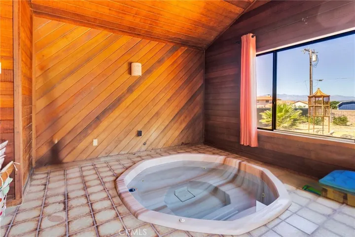 Private Spa Room - Connect to Primary Bedroom