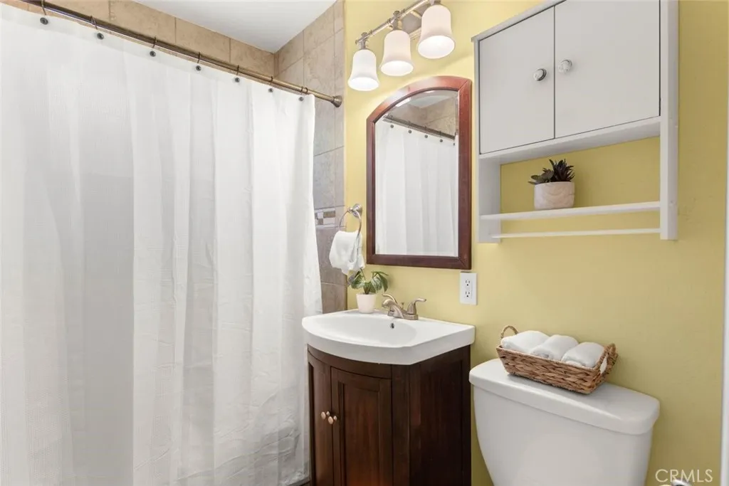 Guest bath
