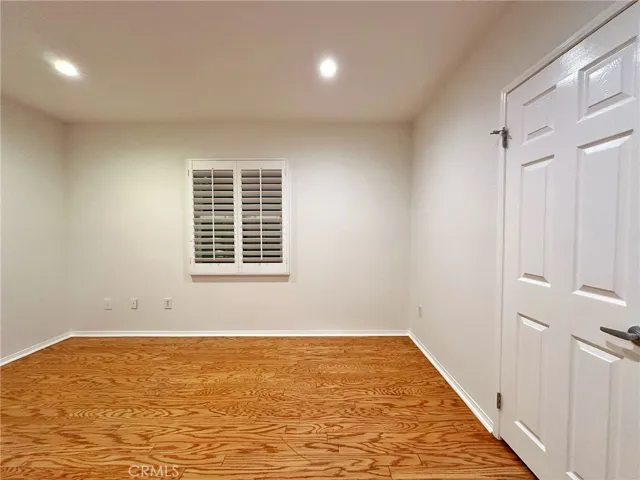 5857 Balcom Avenue, Encino, California 91316