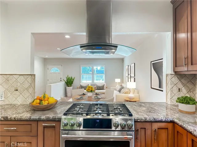5857 Balcom Avenue, Encino, California 91316