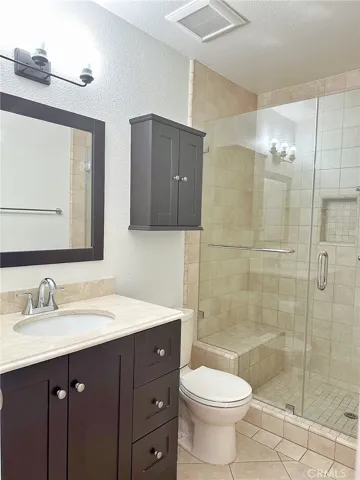 5857 Balcom Avenue, Encino, California 91316