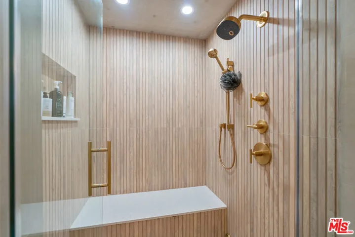 Luxurious Steam Shower