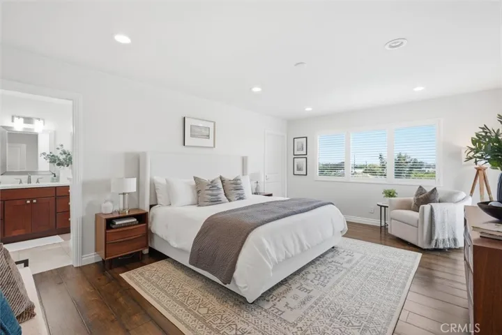 Primary suite