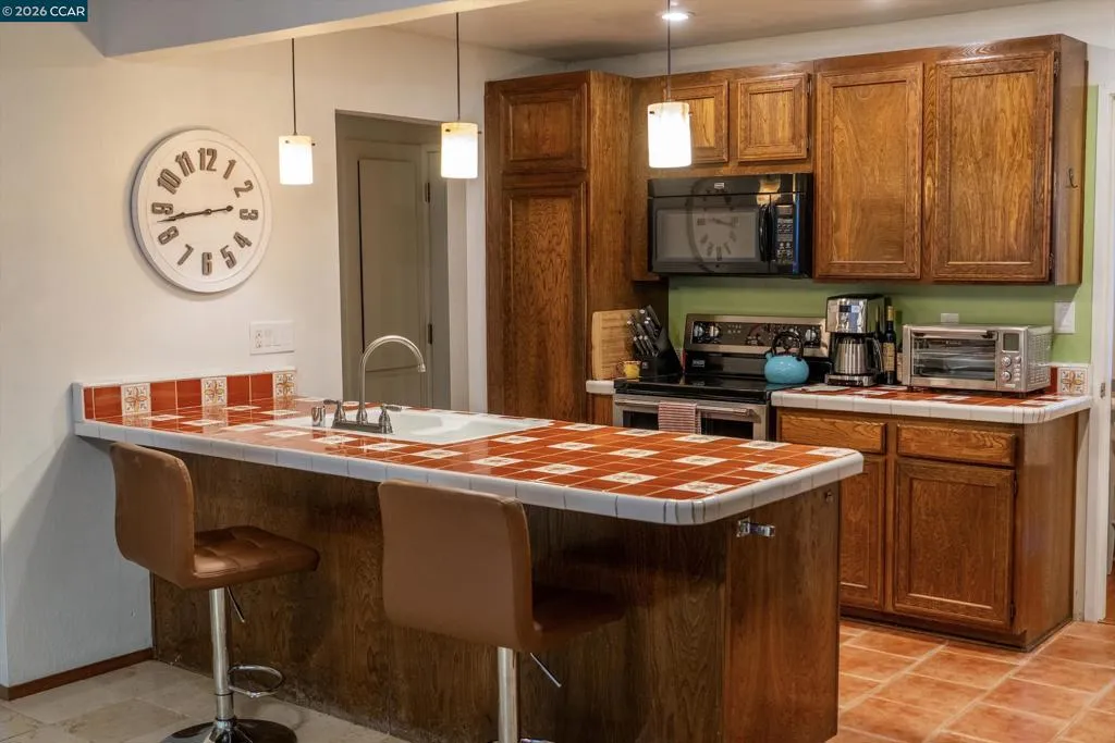 2983 Simas Ave, Pinole, California 94564 — photo 5