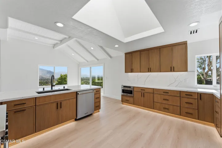 6022 Cielo Vista MLS-24