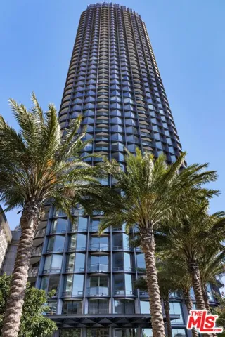 211 W Elm Court 17b, Los Angeles, California 90067
