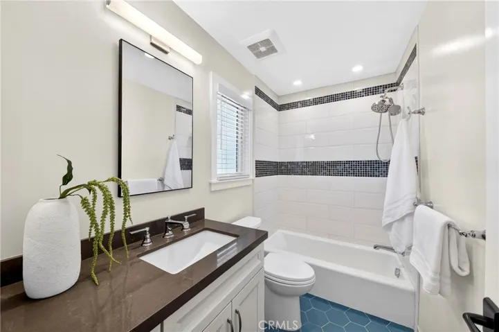 18438 Amie Avenue, Torrance, California 90504