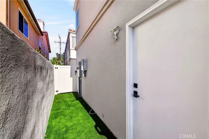 18438 Amie Avenue, Torrance, California 90504