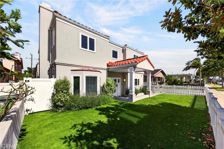 18438 Amie Avenue, Torrance, California 90504